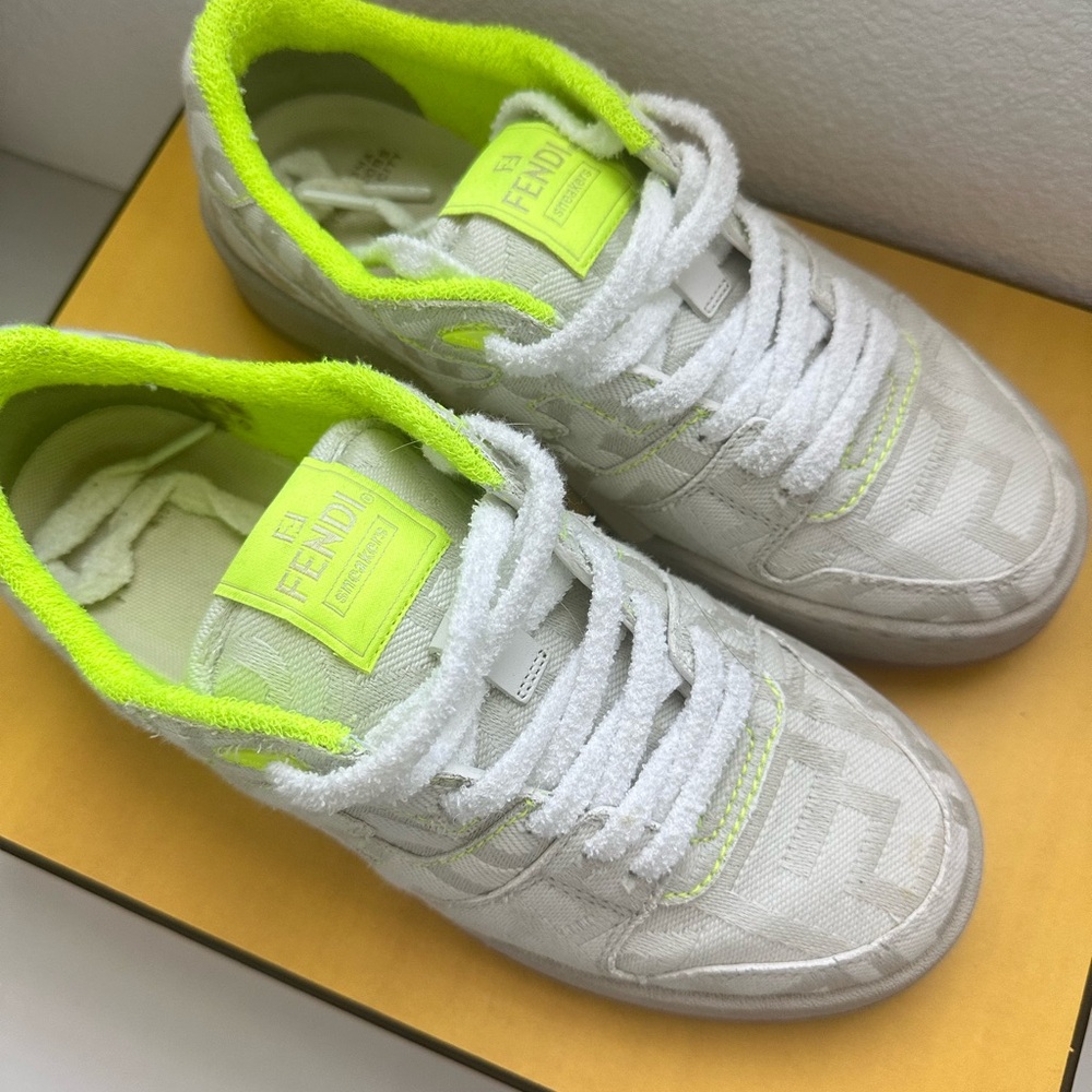Fendi White and Green Sneakers with Minimalist Design